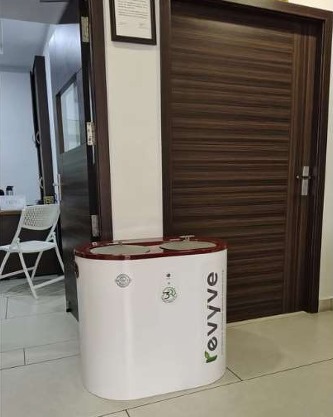 Revyve composter
